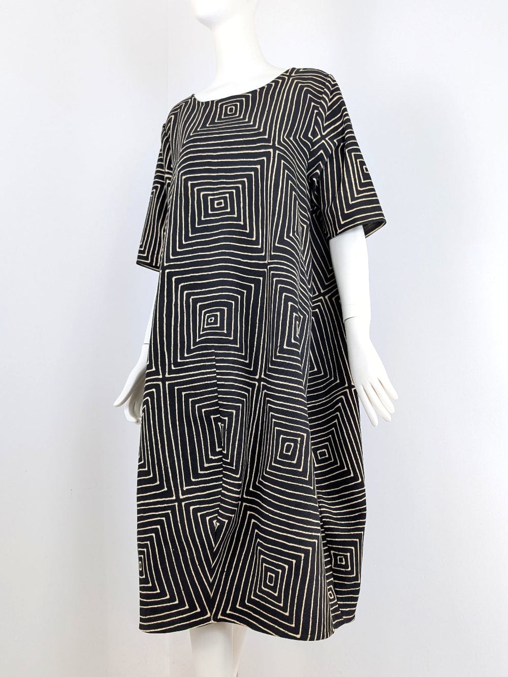 Beverly Smart SS25 Tulip dress in Ndomo hand printed Malian mudcloth